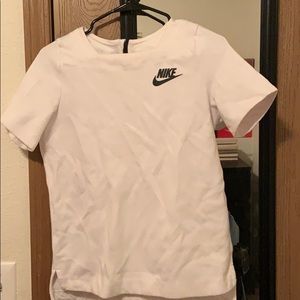 Nike Youth XL white tee with zipper
